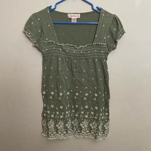 Younique olive green top. Size large